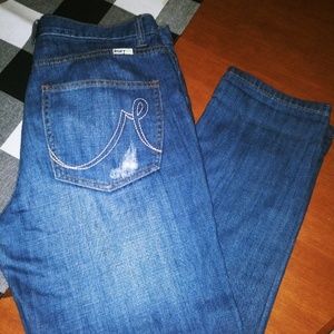 Roxy Boyfriend Distressed Capri